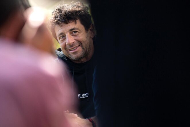 Affaire Bruel: l’allègement du contrôle judiciaire du chanteur est confirmé
